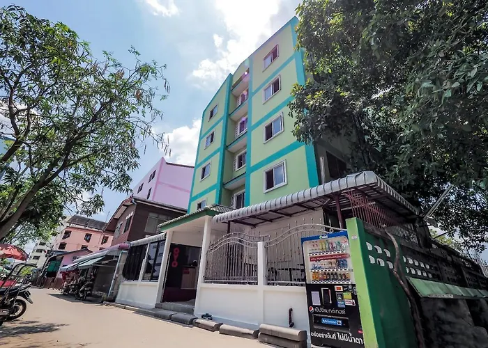 Hotel Oyo 558 Green Bangkapi Bangkok